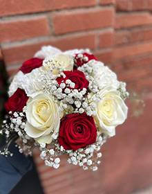 Bouquet rouge et blanc, vue rapprochée